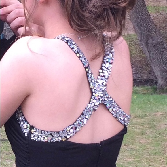 Black prom dress - Picture 2 of 3